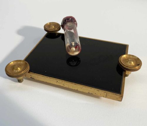 fig 2. Georgian Black Glass Artificial Horizon by Thomas Jones of London
