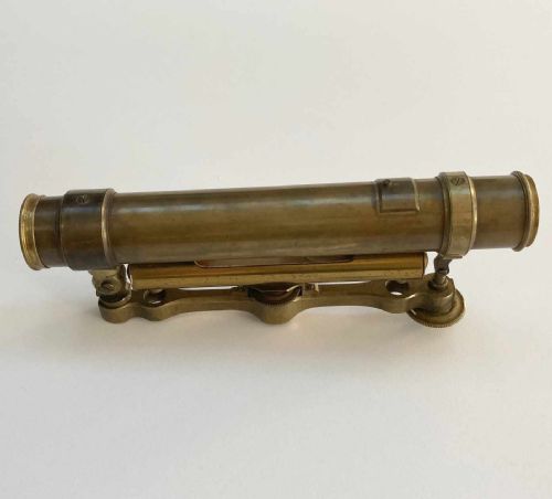fig 5. Eighteenth Century Cased Surveyors Level Attributed to Benjamin Martin