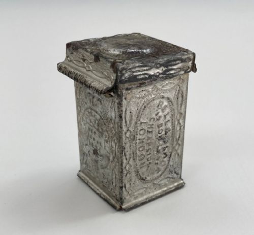 fig 5. Early Victorian Box of Congreve Matches by Bell & Black London