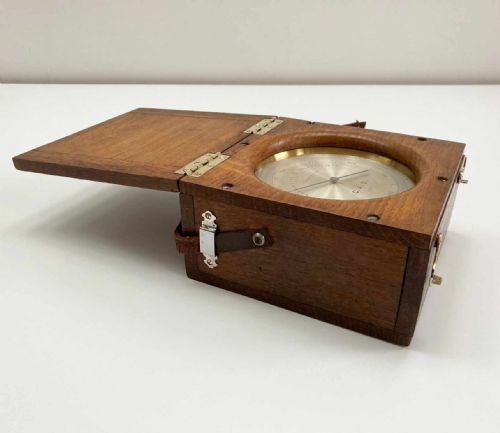 fig 2. Late Victorian Cased Aneroid Barometer Altimeter by Pertuis, Naudet, Hulot & Bourgeois (PNHB)