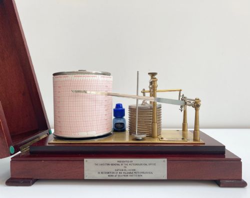 fig 8. Met Office Presentation Barograph by Casella of London
