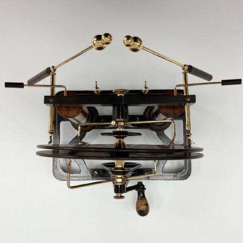 EDWARDIAN PERIOD WIMSHURST MACHINE OR ELECTROSTATIC GENERATOR - ADDITIONAL PHOTO 5