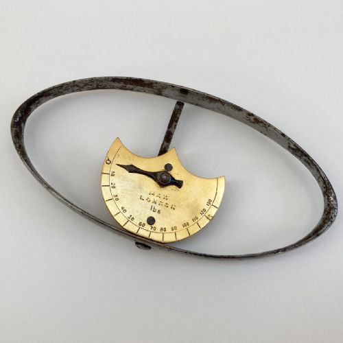 fig 1. Late Victorian Cased Dynamometer by S Maw Son & Thompson London