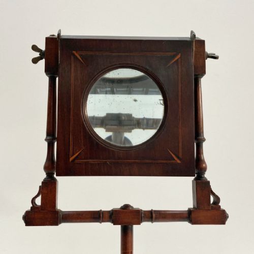 fig 2. Late Eighteenth Century Mahogany Zograscope