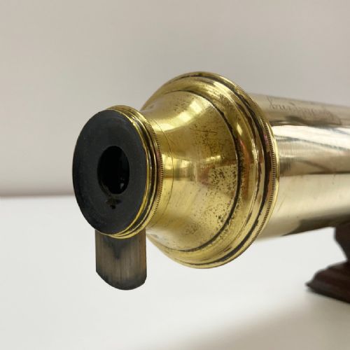 fig 4. George IV Marine Night Glass Telescope by George Stebbing Optician to The Royal Yacht Club