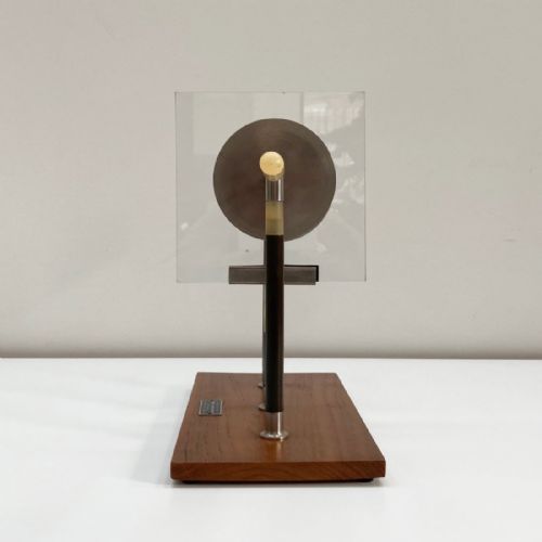 fig 2. Aepinus Condenser or Capacitor by Griffin & George Ltd