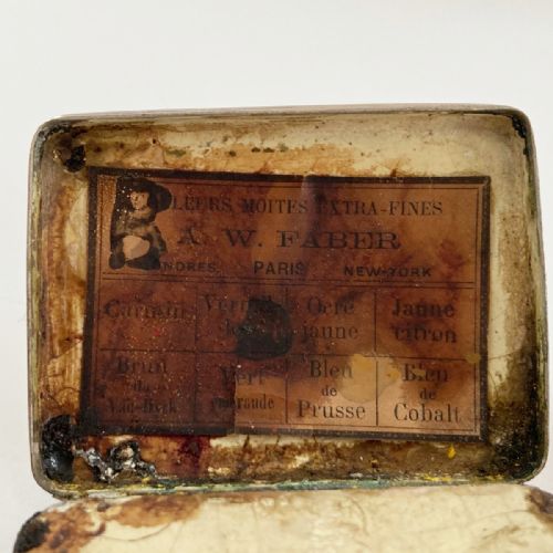 fig 4. Mid Victorian Miniature Water Colour Paint Box by AW Faber, Germany