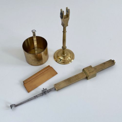 fig 4. Georgian Chondrometer or Corn Balance by Dollond London