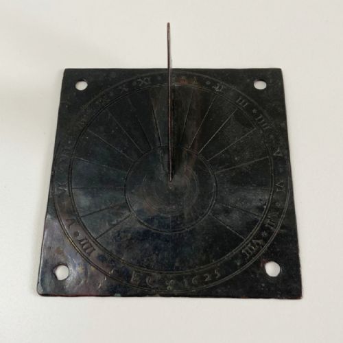 Early Seventeenth Century Charles I Period Horizontal Sun Dial - 1625