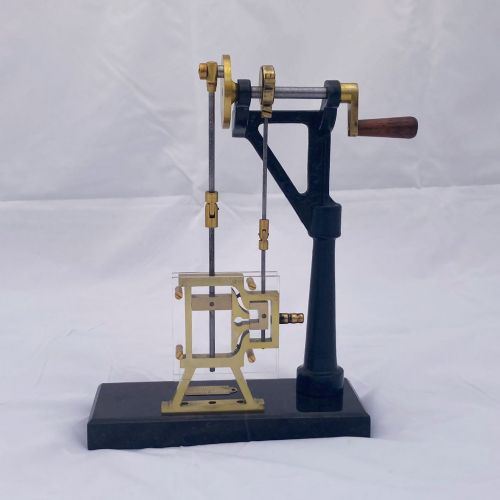 fig 2. Steam Engine Demonstration Model For Projection by Max Kohl AG Chemnitz