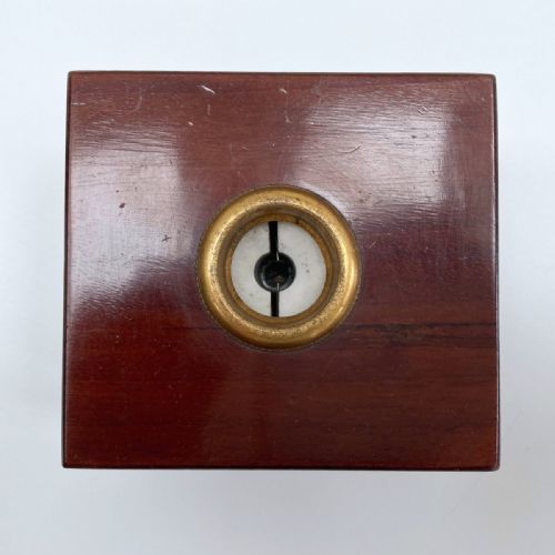 fig 2. Art Deco Dry Cell Battery Operated Table Lighter by Robj Paris