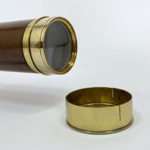 fig 8. Royal Navy Seven Draw Telescope by Robert Bate of Poultry London