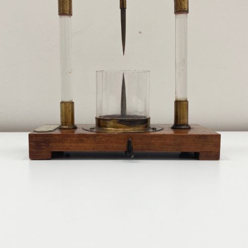fig 3. Late Victorian Henley’s Universal Discharger by C Gerhardt of Bonn