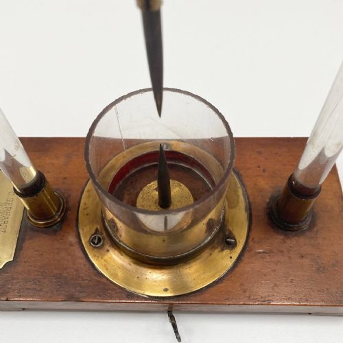 fig 4. Late Victorian Henley’s Universal Discharger by C Gerhardt of Bonn