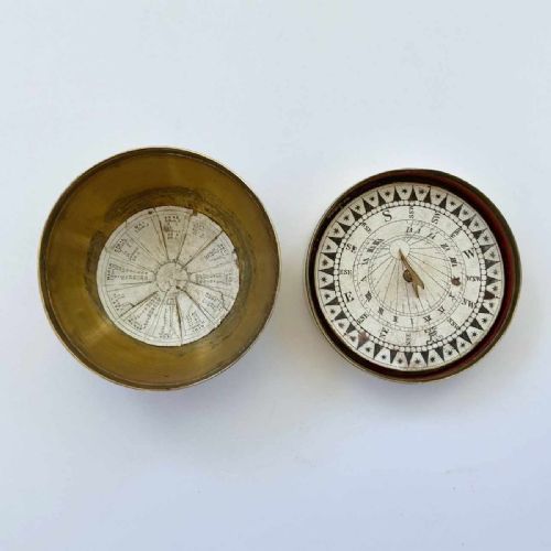 fig 1. Early Victorian Magnetic Compass Sundial or Porters Dial