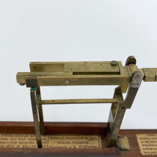 REGENCY DOUBLE TURN FOLDING GOLD BALANCE BY STEPHEN HOUGHTON SON OF ORMSKIRK - ADDITIONAL PHOTO 9
