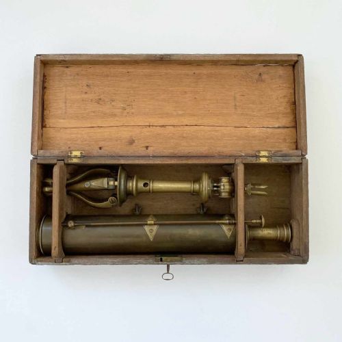 fig 1. Mid Eighteenth Century Cased Gregorian Reflecting Telescope by Benjamin Martin of Fleet Street