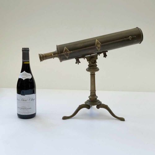 fig 2. Mid Eighteenth Century Cased Gregorian Reflecting Telescope by Benjamin Martin of Fleet Street