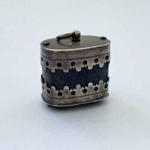 Mid-Seventeenth Century Silver Mounted Mariners Lodestone