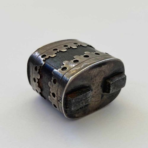 fig 4. Mid-Seventeenth Century Silver Mounted Mariners Lodestone