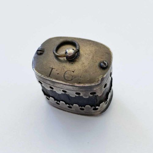 fig 5. Mid-Seventeenth Century Silver Mounted Mariners Lodestone