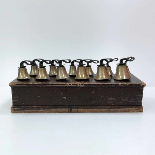 LATE VICTORIAN CASED SET OF TWELVE HANDBELLS BY WARNERS OF LONDON - ADDITIONAL PHOTO 2