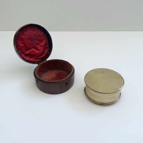 fig 2. Early Victorian Pocket Sextant by Horne & Co of Newgate Street London