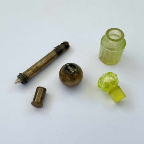 REGENCY PERIOD MEDICAL CUPPING SET BY JOHN MILLIKIN OF 301 THE STRAND LONDON - ADDITIONAL PHOTO 2