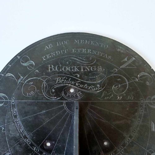 GEORGE III PERIOD BRASS SUNDIAL BY BENJAMIN COCKINGS OF BRIDGEWATER - ADDITIONAL PHOTO 1