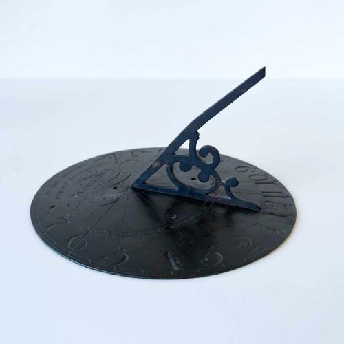 GEORGE III PERIOD BRASS SUNDIAL BY BENJAMIN COCKINGS OF BRIDGEWATER - ADDITIONAL PHOTO 4