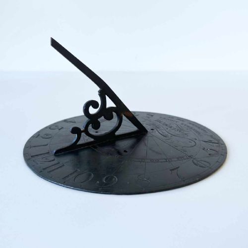 GEORGE III PERIOD BRASS SUNDIAL BY BENJAMIN COCKINGS OF BRIDGEWATER - ADDITIONAL PHOTO 5
