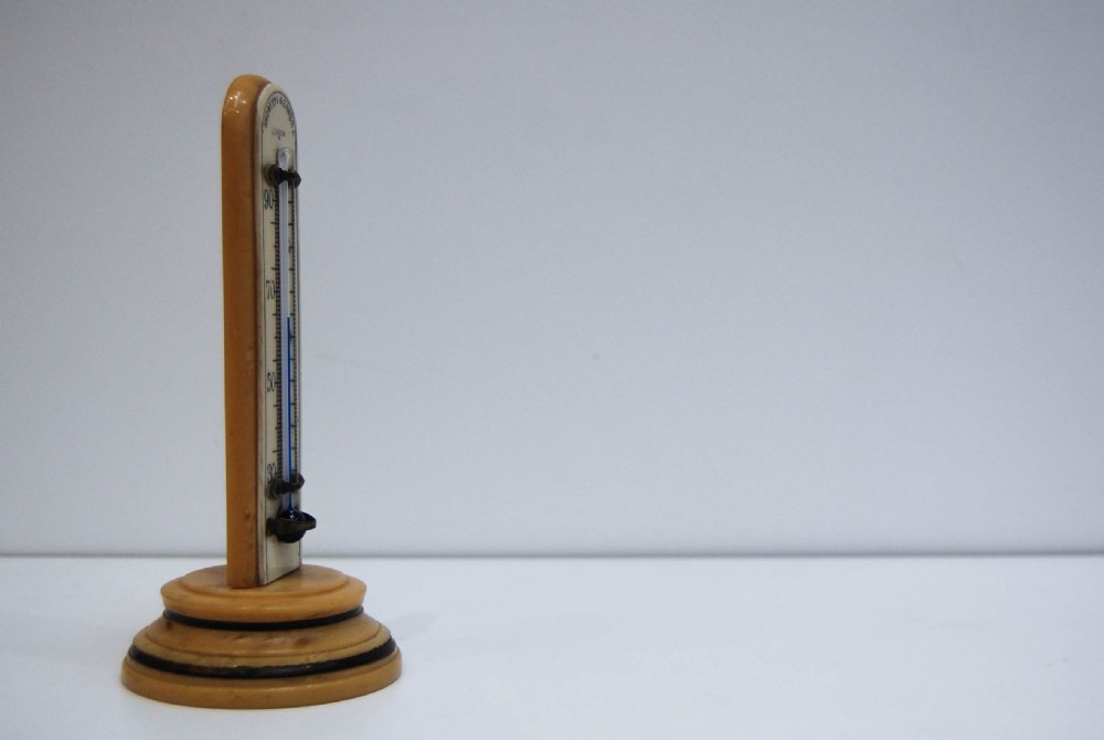 Art Deco Bakelite Desk Thermometer by Negretti & Zambra View III