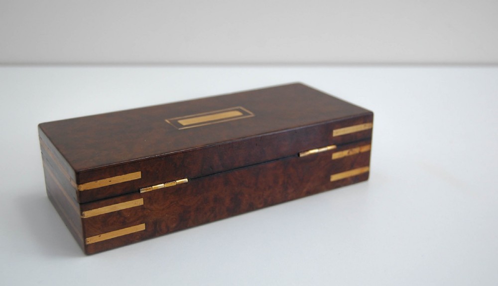Cased Seven Day Cut-Throat Razor Set by Thomas Lund of 57 Cornhill London View III
