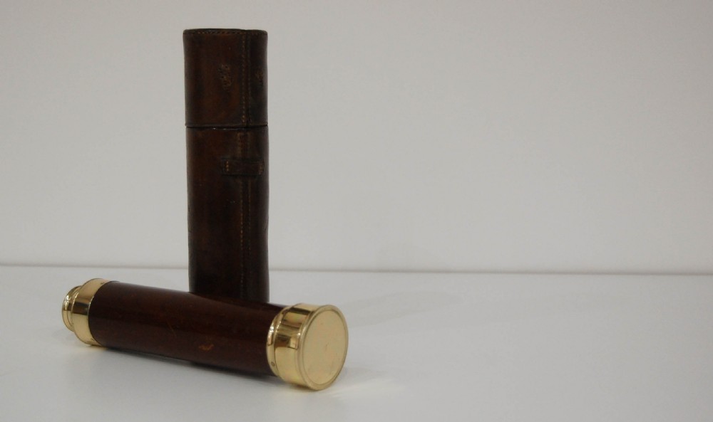 Small George III Three Draw Telescope by Matthew Berge (Late Ramsden) London View V