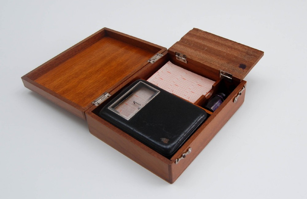 Rare Cased Pocket Aneroid Barograph Altimeter by Richard Freres of Paris