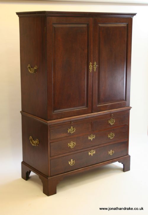 George 111 Mahogany Linen Press