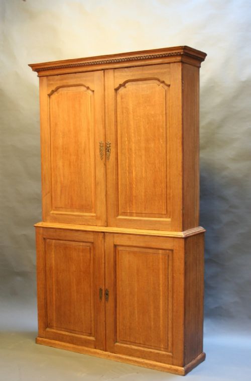 George 111 Oak Cabinet Bookcase