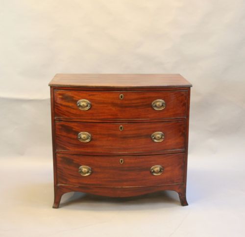 George 111 Bow Chest
