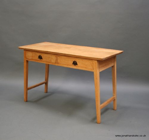 Arts & Crafts Writing Table, Manner of Heals