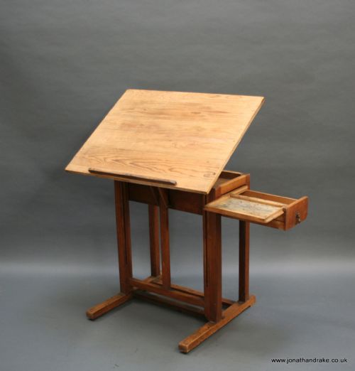 Artists Easel, Hampstead Makers' Label.
