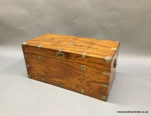 Campaign Camphor Trunk