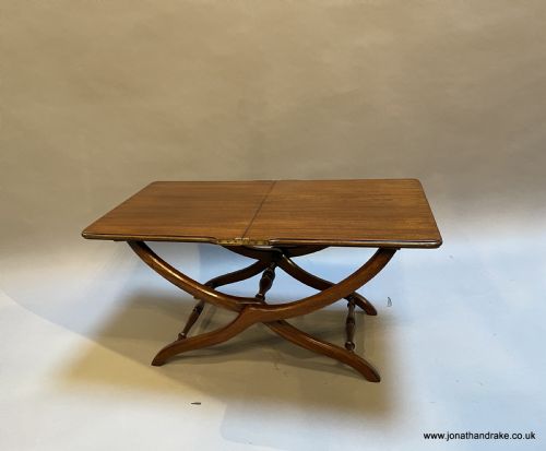 Coaching Coffee Table