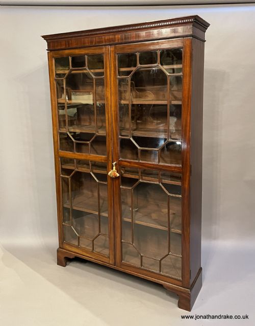 Georgian Mahogany Large Bookcase.