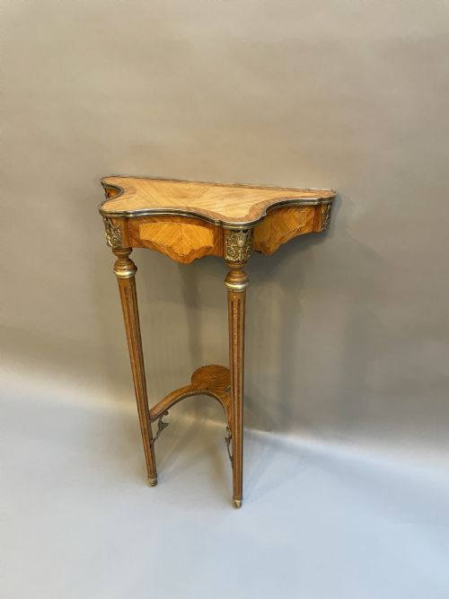 French Pier Table