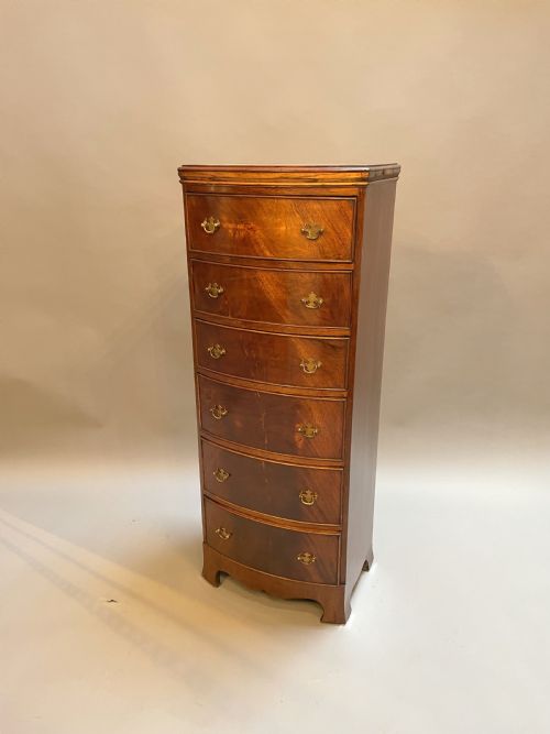 Mahogany Pillar Chest of Drawers