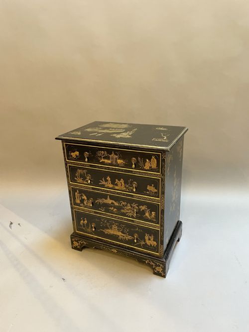 Chinoiserie Small Chest of Drawers