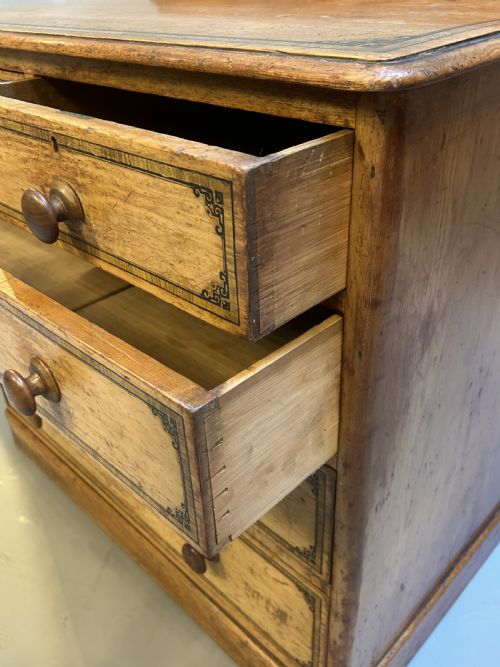 VICTORIAN STENCILLED PINE CHEST OF DRAWERS - ADDITIONAL PHOTO 3
