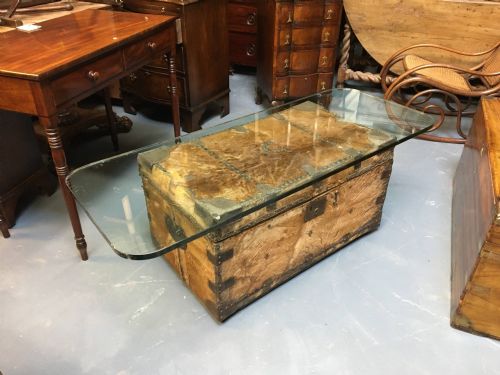 RARE IRISH TRAVEL TRUNK LABELLED - ADDITIONAL PHOTO 8