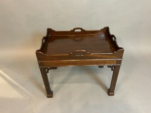 GEORGIAN DESIGN COFFEE TABLE - ADDITIONAL PHOTO 1