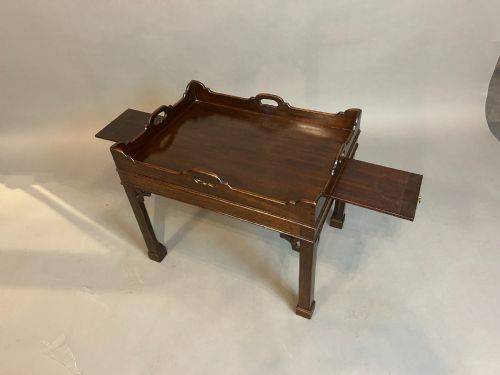 GEORGIAN DESIGN COFFEE TABLE - ADDITIONAL PHOTO 2